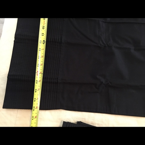 NWT pair PitchBlack  Standard/Queen Pillow Cases with pleated edge detail - Picture 8 of 13